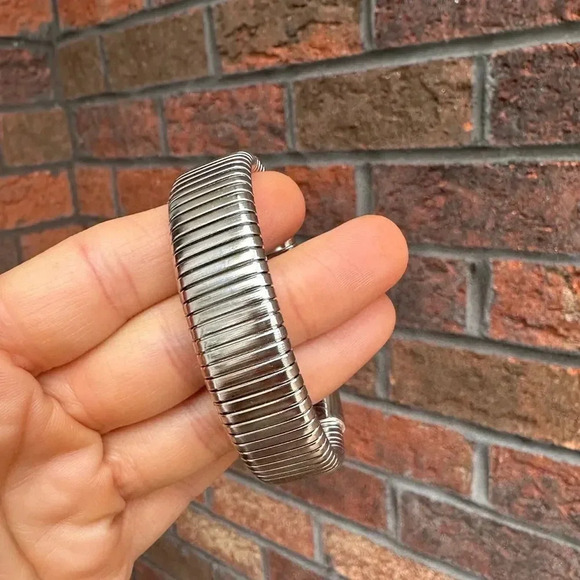 Anthropologie Stainless Steel Waterproof Tarnish Snake Chain Bracelet - Picture 11 of 13